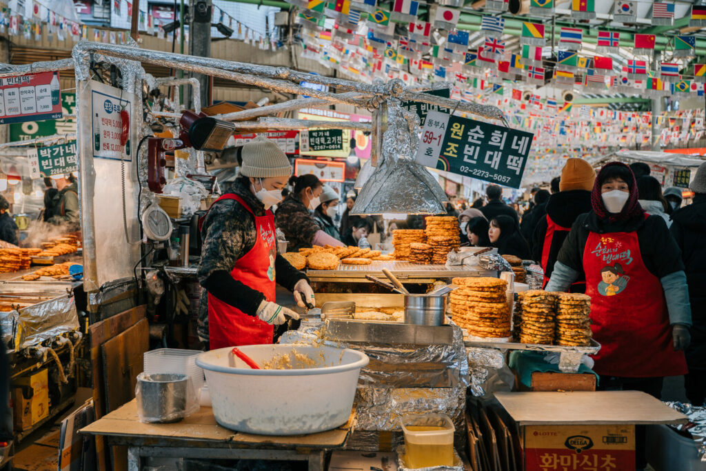 LES BINDAETTEOK OU GALETTE AUX HARICOTS MUNGO​